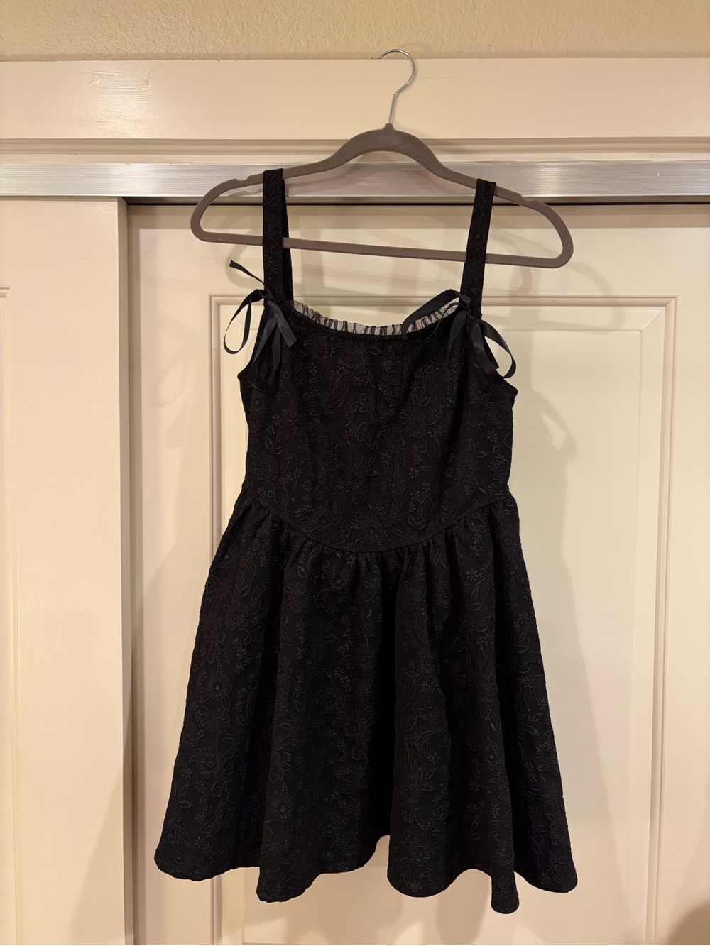 Francesca’s Black Lace Tie-Shoulder Mini Dress